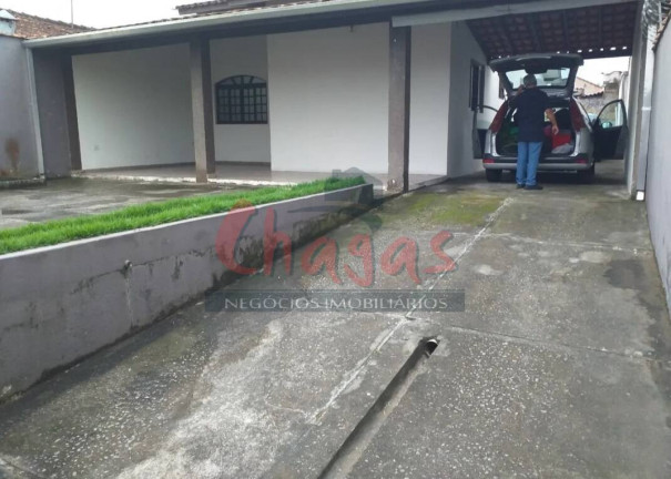 Imagem Casa com 3 Quartos à Venda, 300 m² em Poiares - Caraguatatuba Imagem Casa com 3 Quartos à Venda, 300 m² em Poiares - Caraguatatuba