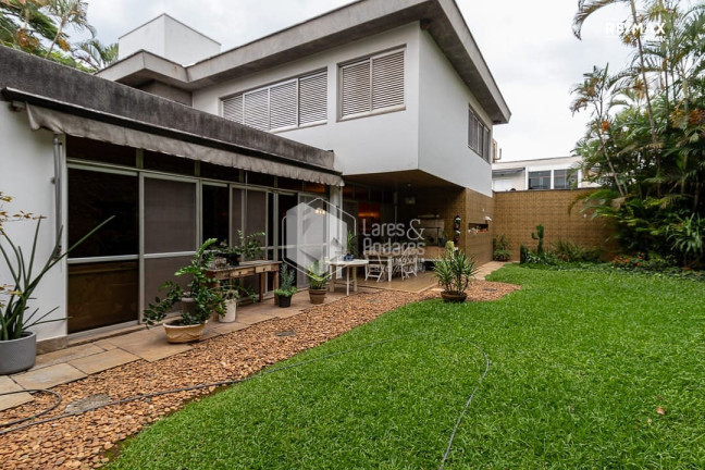 Imagem Casa com 4 Quartos à Venda, 317 m² em Jardim Guedala - São Paulo