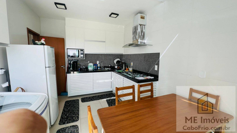 Imagem Cobertura com 3 Quartos à Venda, 198 m² em Jardim Flamboyant - Cabo Frio