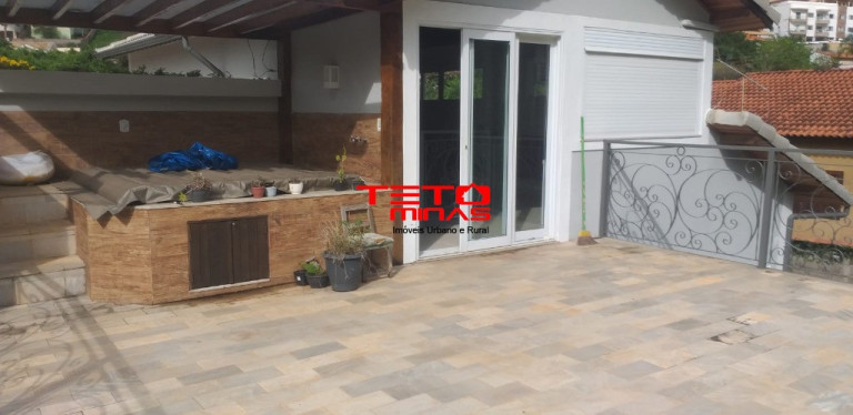 Imagem Casa com 3 Quartos à Venda, 170 m² em Solar Dos Lagos - São Lourenço