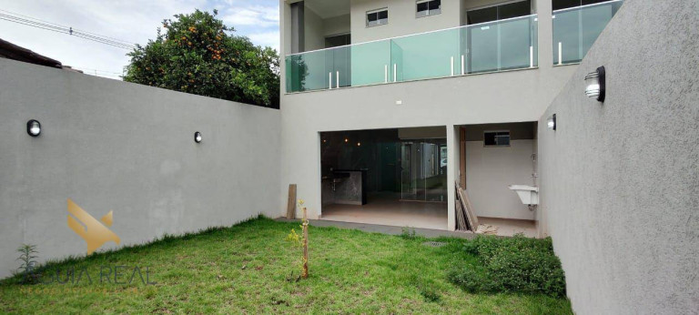 Imagem Sobrado com 3 Quartos à Venda, 142 m² em Vila Ieda - Campo Grande
