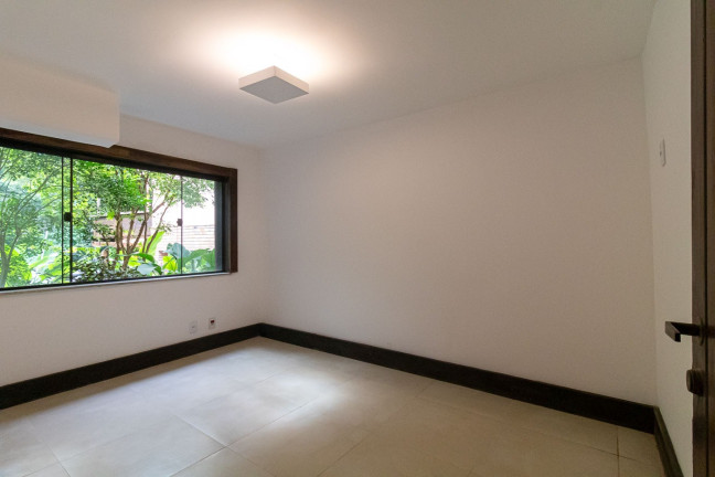 Imagem Casa com 5 Quartos à Venda, 384 m² em São Conrado - Rio De Janeiro