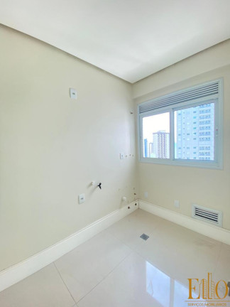 Imagem Cobertura com 4 Quartos à Venda, 239 m² em Centro - Balneário Camboriú