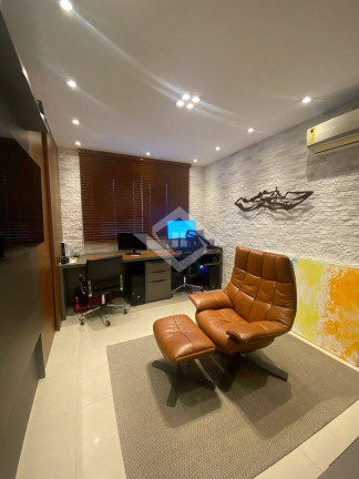 Imagem Apartamento com 4 Quartos à Venda, 193 m² em Barra Da Tijuca - Rio De Janeiro