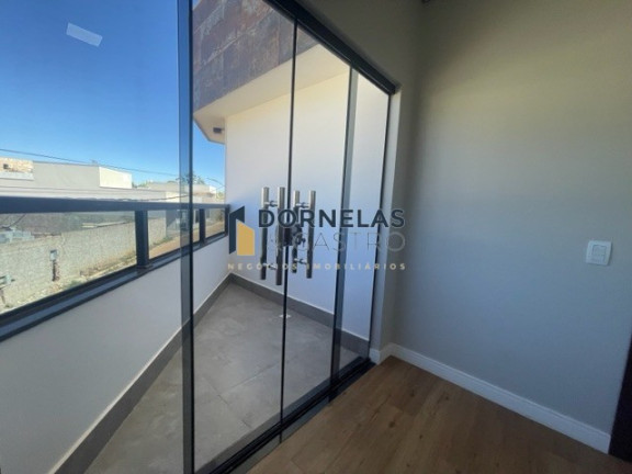 Imagem Casa com 3 Quartos à Venda, 250 m² em Setor Habitacional Arniqueira (águas Claras) - Brasília Imagem Casa com 3 Quartos à Venda, 250 m² em Setor Habitacional Arniqueira (águas Claras) - Brasília
