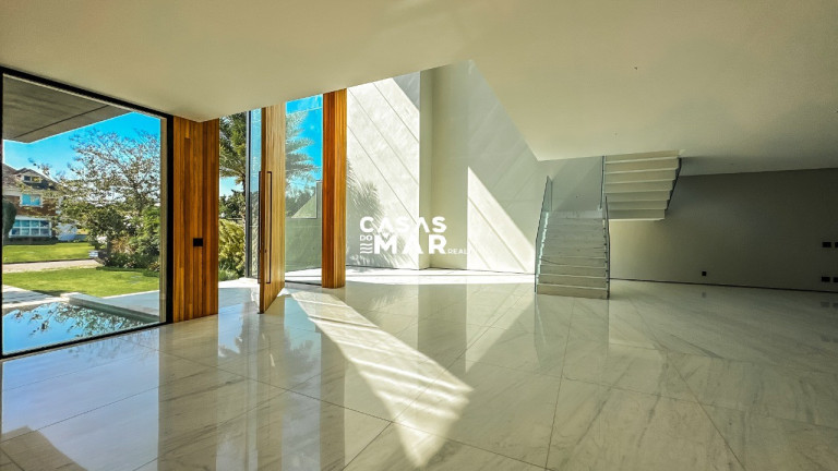 Imagem Casa com 5 Quartos à Venda, 1.200 m² em Barra Da Tijuca - Rio De Janeiro Imagem Casa com 5 Quartos à Venda, 1.200 m² em Barra Da Tijuca - Rio De Janeiro