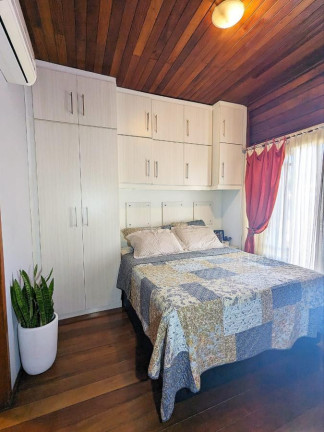 Imagem Casa com 2 Quartos à Venda, 170 m² em Floresta - Joinville