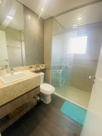 Apartamento com 2 Quartos à Venda, 73 m² em Praia De Armação - Penha