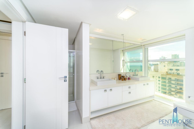 Imagem Apartamento com 4 Quartos à Venda, 287 m² em Centro - Balneário Camboriú Imagem Apartamento com 4 Quartos à Venda, 287 m² em Centro - Balneário Camboriú