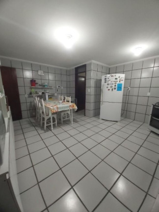 Imagem Casa com 6 Quartos à Venda, 330 m² em José De Alencar - Fortaleza Imagem Casa com 6 Quartos à Venda, 330 m² em José De Alencar - Fortaleza