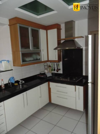 Imagem Apartamento com 3 Quartos à Venda, 140 m² em Algodoal - Cabo Frio