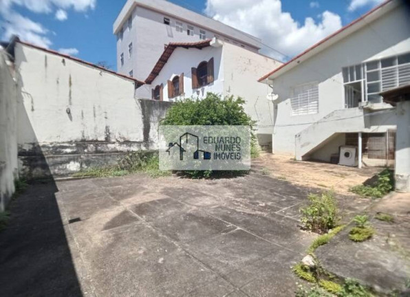 Imagem Casa com 3 Quartos à Venda, 144 m² em Santo Antônio - Belo Horizonte Imagem Casa com 3 Quartos à Venda, 144 m² em Santo Antônio - Belo Horizonte