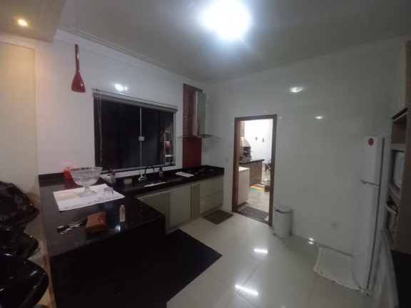 Imagem Casa com 3 Quartos à Venda, 300 m² em Residencial Veneza - Anápolis