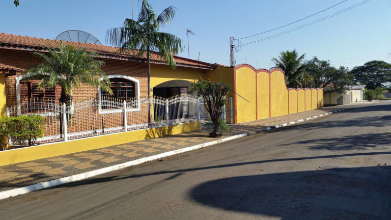 Casa com 5 Quartos à Venda, 780 m² em Jardim Carlos Gomes - Pirassununga