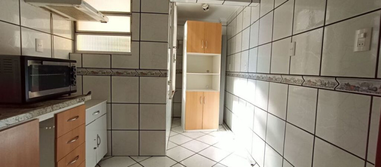 Imagem Apartamento com 2 Quartos à Venda, 51 m² em São Sebastião - Porto Alegre