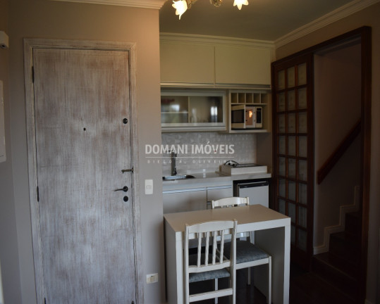 Imagem Imóvel com 2 Quartos à Venda, 84 m² em Região De Capivari - Campos Do Jordão Imagem Imóvel com 2 Quartos à Venda, 84 m² em Região De Capivari - Campos Do Jordão
