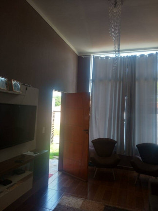 Imagem Casa com 3 Quartos à Venda, 200 m² em Centro - Boituva