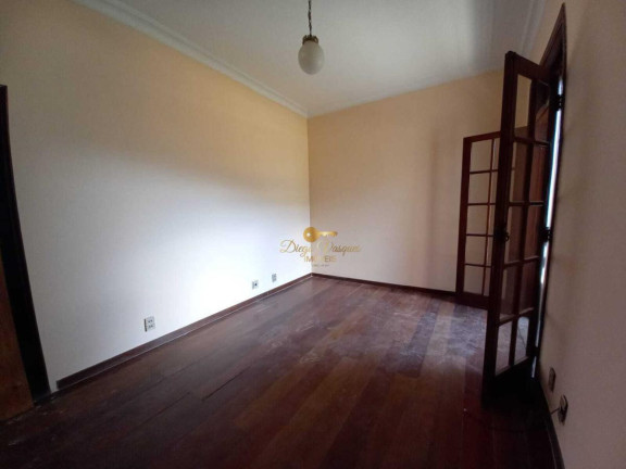 Imagem Casa com 5 Quartos à Venda, 212 m² em Alto - Teresópolis