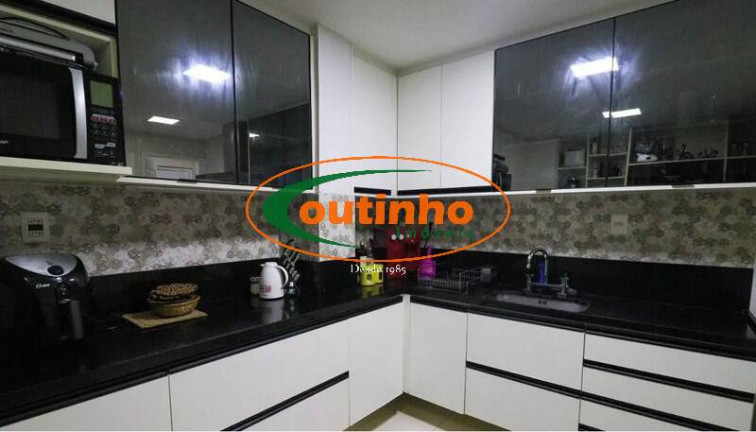 Imagem Apartamento com 3 Quartos à Venda, 160 m² em Tijuca - Rio De Janeiro Imagem Apartamento com 3 Quartos à Venda, 160 m² em Tijuca - Rio De Janeiro