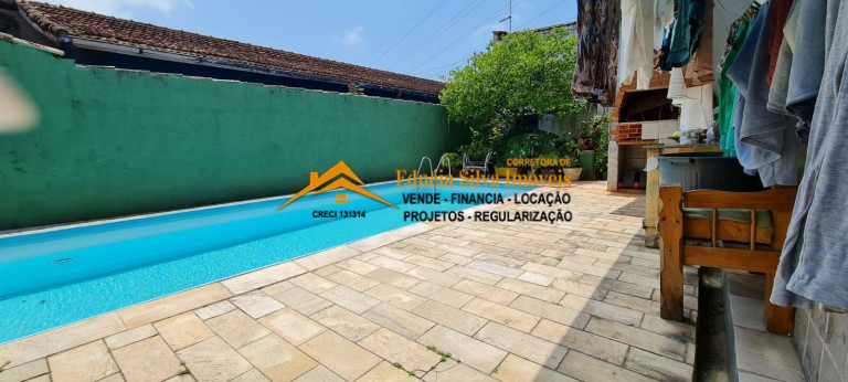 Imagem Casa com 3 Quartos à Venda, 330 m² em Itaóca - Mongaguá Imagem Casa com 3 Quartos à Venda, 330 m² em Itaóca - Mongaguá
