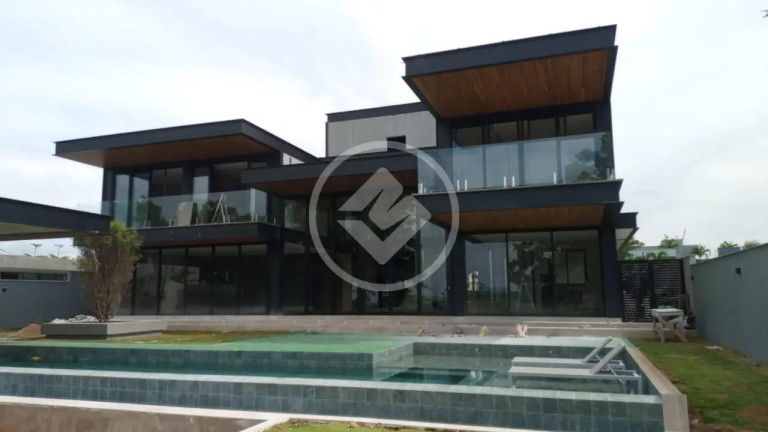 Imagem Casa com 4 Quartos à Venda, 680 m² em Residencial Goiânia Golfe Clube - Goiânia Imagem Casa com 4 Quartos à Venda, 680 m² em Residencial Goiânia Golfe Clube - Goiânia