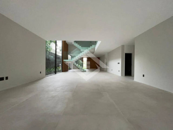 Imagem Casa com 5 Quartos à Venda, 850 m² em Barra Da Tijuca - Rio De Janeiro Imagem Casa com 5 Quartos à Venda, 850 m² em Barra Da Tijuca - Rio De Janeiro