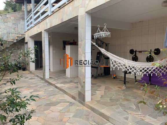 Imagem Casa com 3 Quartos à Venda, 300 m² em Vila Bela - Poços De Caldas
