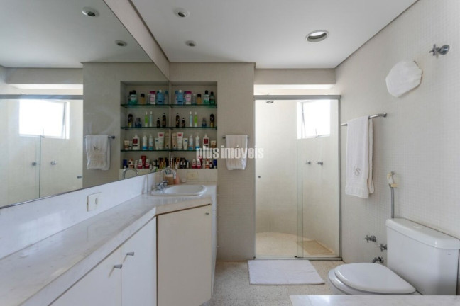 Imagem Apartamento com 2 Quartos à Venda, 193 m² em Pinheiros - São Paulo Imagem Apartamento com 2 Quartos à Venda, 193 m² em Pinheiros - São Paulo