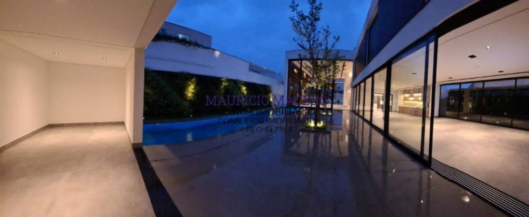 Imagem Casa com 5 Quartos à Venda, 1.060 m² em Tambore - Santana De Parnaíba