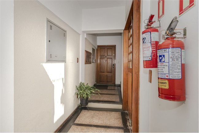 Imagem Apartamento com 1 Quarto à Venda, 40 m² em Cidade Baixa - Porto Alegre Imagem Apartamento com 1 Quarto à Venda, 40 m² em Cidade Baixa - Porto Alegre