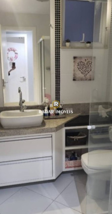 Imagem Apartamento com 4 Quartos à Venda, 280 m² em Braga - Cabo Frio