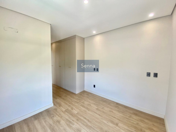 Imagem Casa com 3 Quartos à Venda,  em Villaggio San Marco - Jundiaí