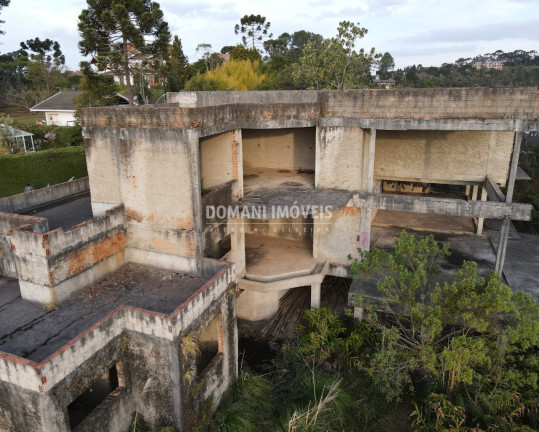 Imagem Imóvel à Venda, 880 m² em Região Do Alto Do Capivari - Campos Do Jordão Imagem Imóvel à Venda, 880 m² em Região Do Alto Do Capivari - Campos Do Jordão