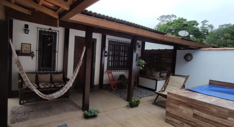 Imagem Casa com 3 Quartos à Venda, 100 m² em Albuquerque - Teresópolis Imagem Casa com 3 Quartos à Venda, 100 m² em Albuquerque - Teresópolis