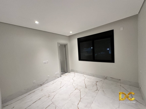 Imagem Casa de Condomínio com 4 Quartos à Venda, 283 m² em Santa Rosa - Cuiabá Imagem Casa de Condomínio com 4 Quartos à Venda, 283 m² em Santa Rosa - Cuiabá