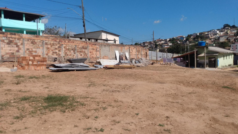 Imagem Terreno à Venda, 2.460 m² em Centro - Ribeirão Das Neves Imagem Terreno à Venda, 2.460 m² em Centro - Ribeirão Das Neves