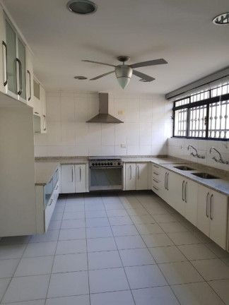 Imagem Casa com 4 Quartos à Venda, 450 m² em Interlagos - São Paulo Imagem Casa com 4 Quartos à Venda, 450 m² em Interlagos - São Paulo