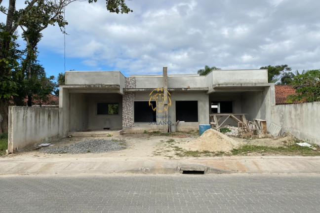 Casa com 3 Quartos à Venda, 84 m² em Balneário Estrelas - Itapoá