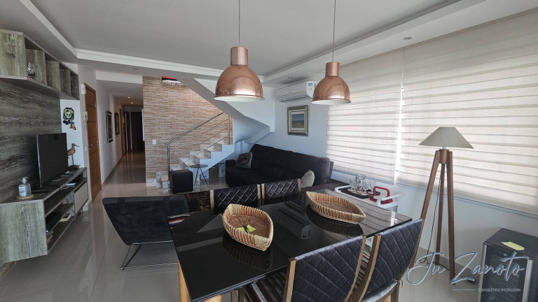 Imagem Cobertura com 4 Quartos à Venda, 199 m² em Caiobá - Matinhos Imagem Cobertura com 4 Quartos à Venda, 199 m² em Caiobá - Matinhos
