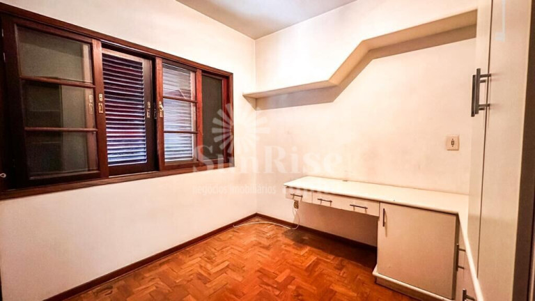Imagem Casa com 4 Quartos à Venda, 200 m² em Santo Amaro - São Paulo