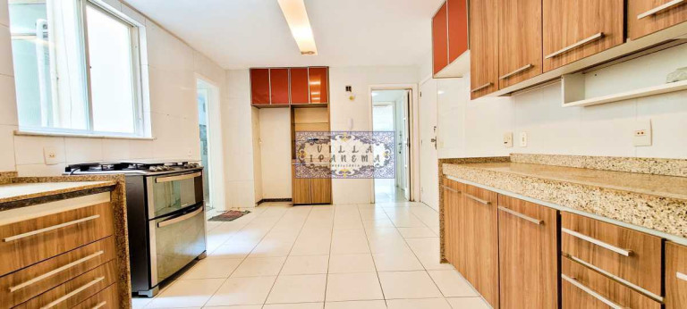 Imagem Apartamento com 4 Quartos à Venda, 250 m² em Copacabana - Rio De Janeiro Imagem Apartamento com 4 Quartos à Venda, 250 m² em Copacabana - Rio De Janeiro