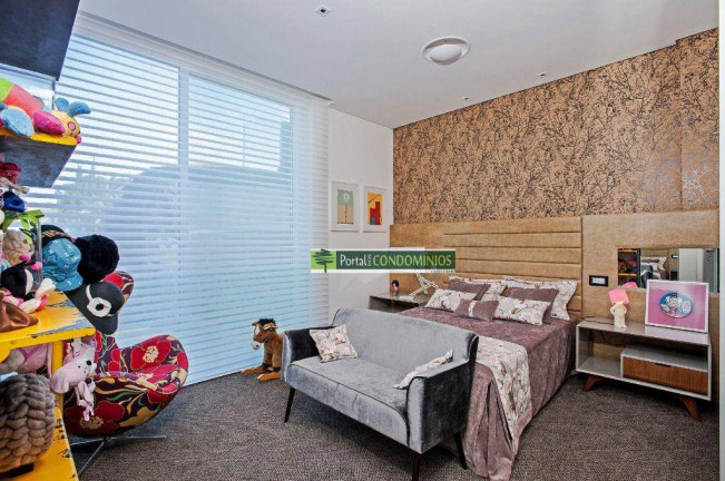 Imagem Casa com 3 Quartos à Venda, 363 m² em Santo Inácio - Curitiba Imagem Casa com 3 Quartos à Venda, 363 m² em Santo Inácio - Curitiba