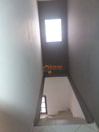 Imagem Casa com 3 Quartos à Venda, 220 m² em Jardim Silvestre - Guarulhos