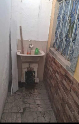 Imagem Kitnet com 1 Quarto à Venda,  em Santa Cruz - Rio De Janeiro