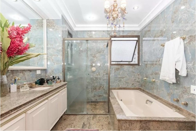 Imagem Imóvel com 4 Quartos à Venda, 251 m² em Campo Belo - São Paulo Imagem Imóvel com 4 Quartos à Venda, 251 m² em Campo Belo - São Paulo