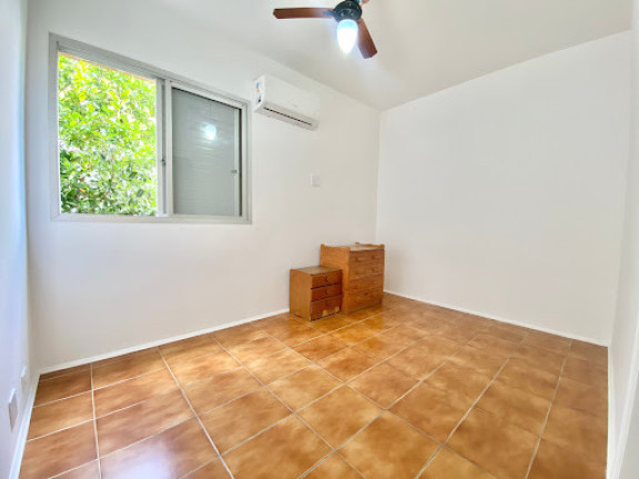 Imagem Apartamento com 3 Quartos à Venda, 77 m² em Enseada - Guarujá