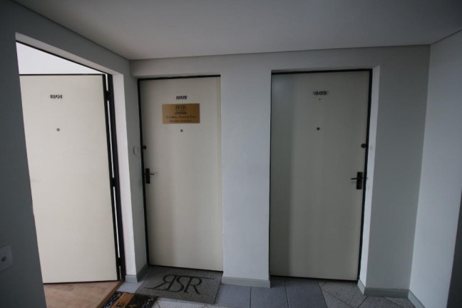 Imagem Imóvel Comercial à Venda, 31 m² em Centro Cívico - Curitiba Imagem Imóvel Comercial à Venda, 31 m² em Centro Cívico - Curitiba