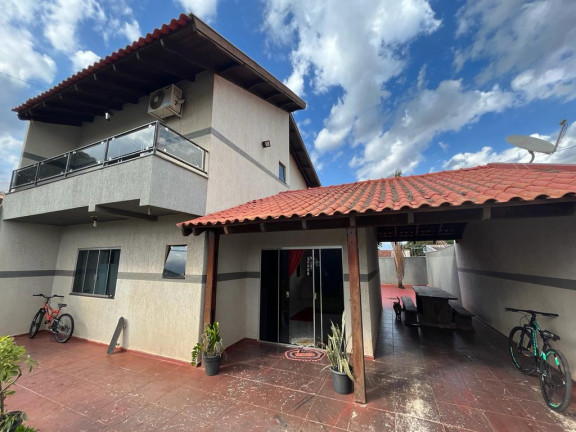 Imagem Sobrado à Venda, 264 m² em Córrego Longe - Umuarama