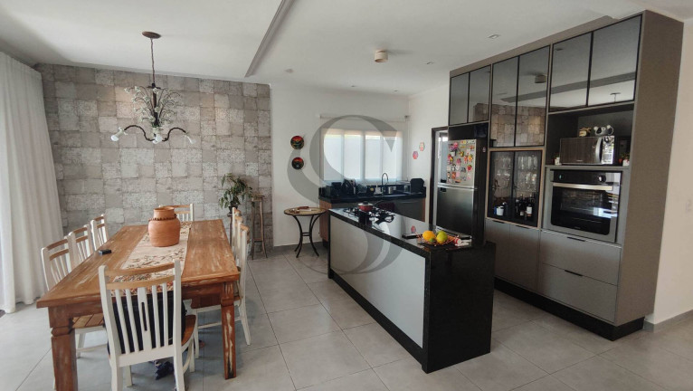 Imagem Casa com 2 Quartos à Venda, 326 m² em Brigadeiro Tobias - Sorocaba Imagem Casa com 2 Quartos à Venda, 326 m² em Brigadeiro Tobias - Sorocaba