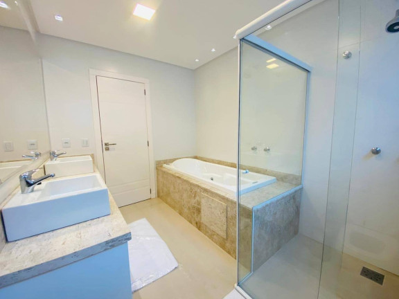 Imagem Casa com 5 Quartos à Venda,  em Centro - Xangri-lá